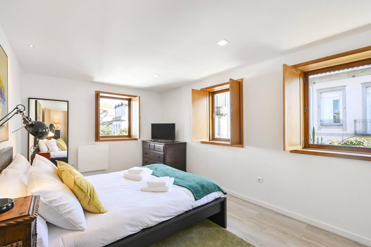 Apartamento Familiar Na Se De Braga - Afonso Henriques מראה חיצוני תמונה